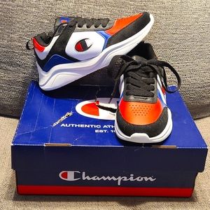 Boys Champion sneakers